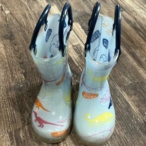 Boys size 4 rain boots